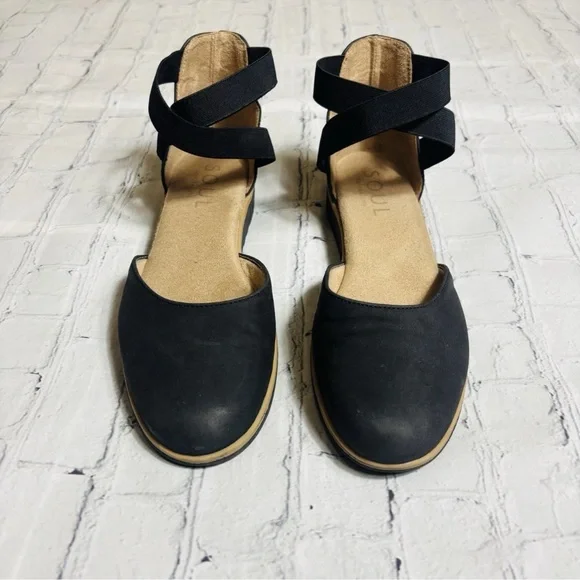SOUL Naturalizer Women's Size 8 M Intro Black Flat Nubuck Shoes - Picture 5 of 11